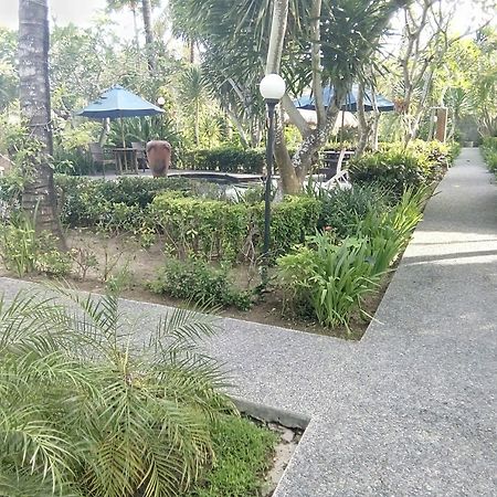Segara Anak Bungalow & Restaurant Kuta (Lombok) Exterior foto