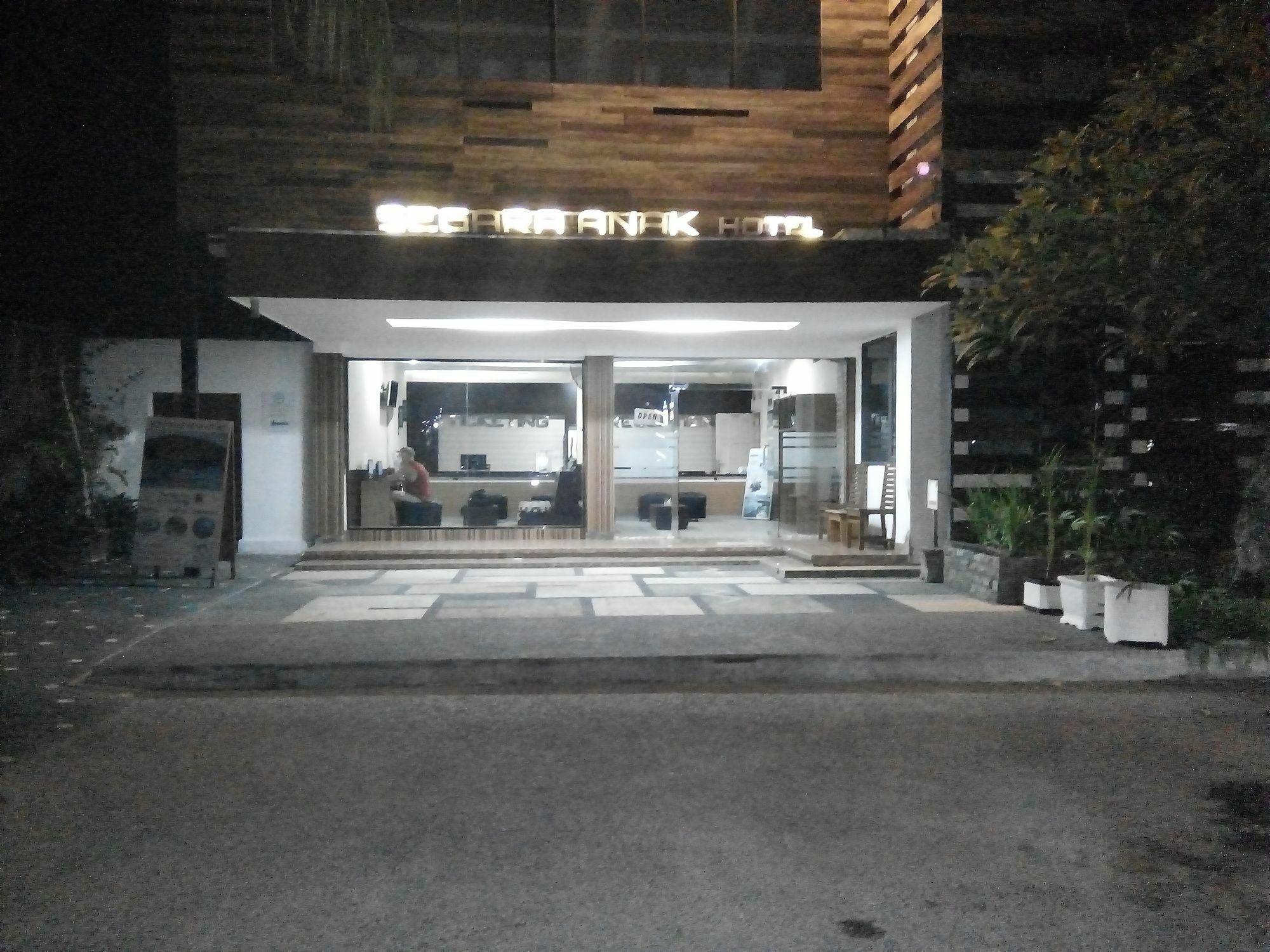 Segara Anak Bungalow & Restaurant Kuta (Lombok) Exterior foto