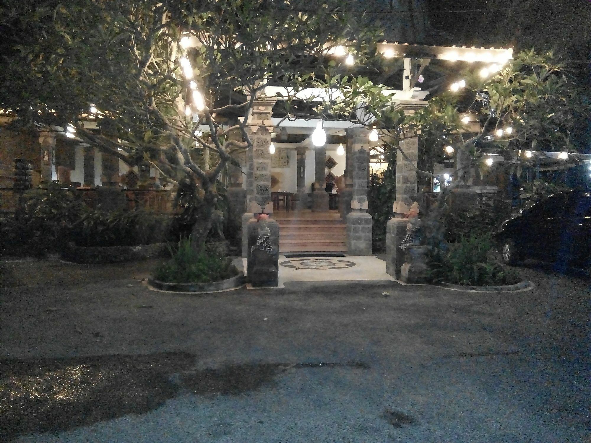 Segara Anak Bungalow & Restaurant Kuta (Lombok) Exterior foto